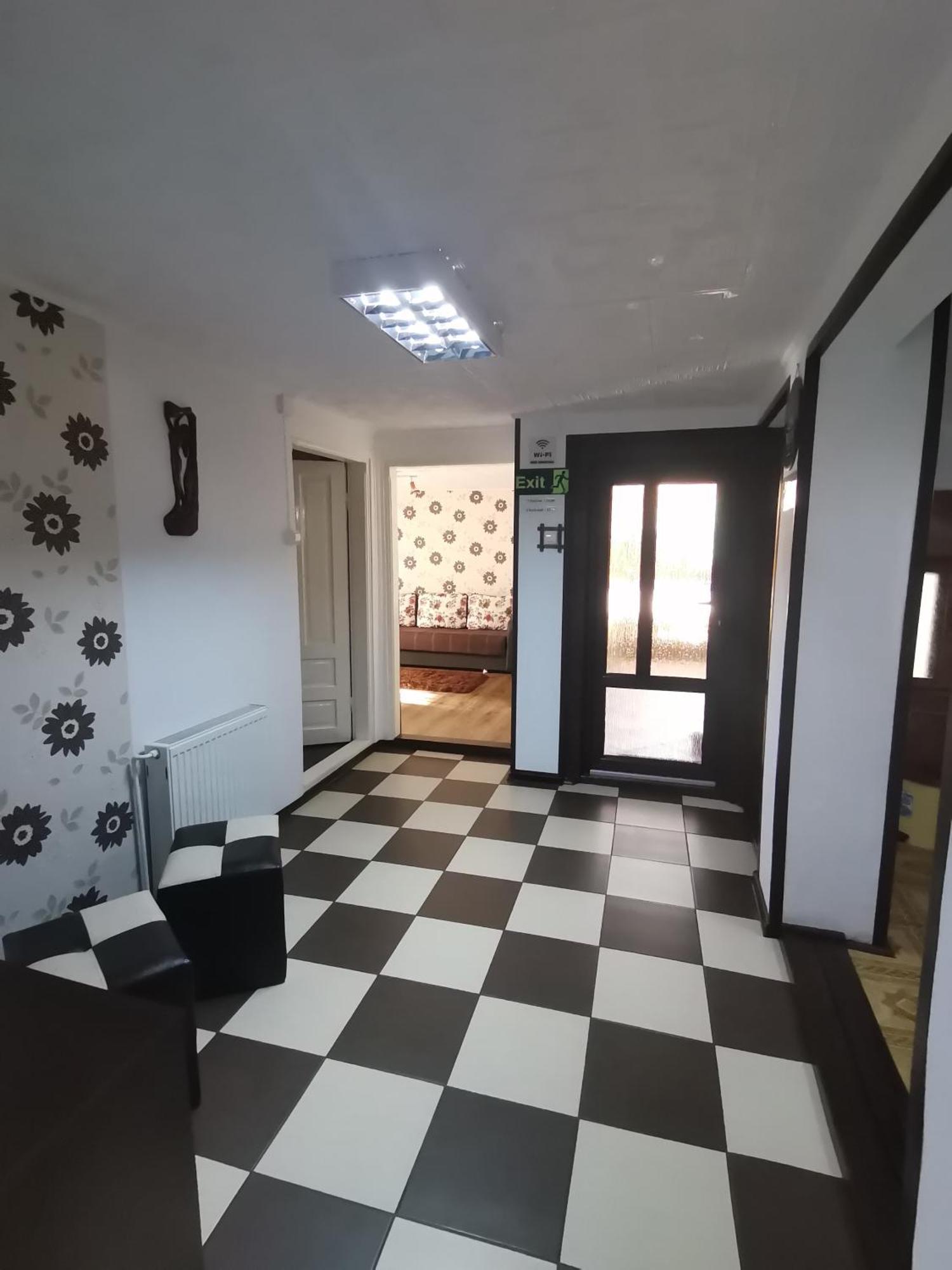 Shelby Accommodation -Adult Only- Sinaia Rum bild