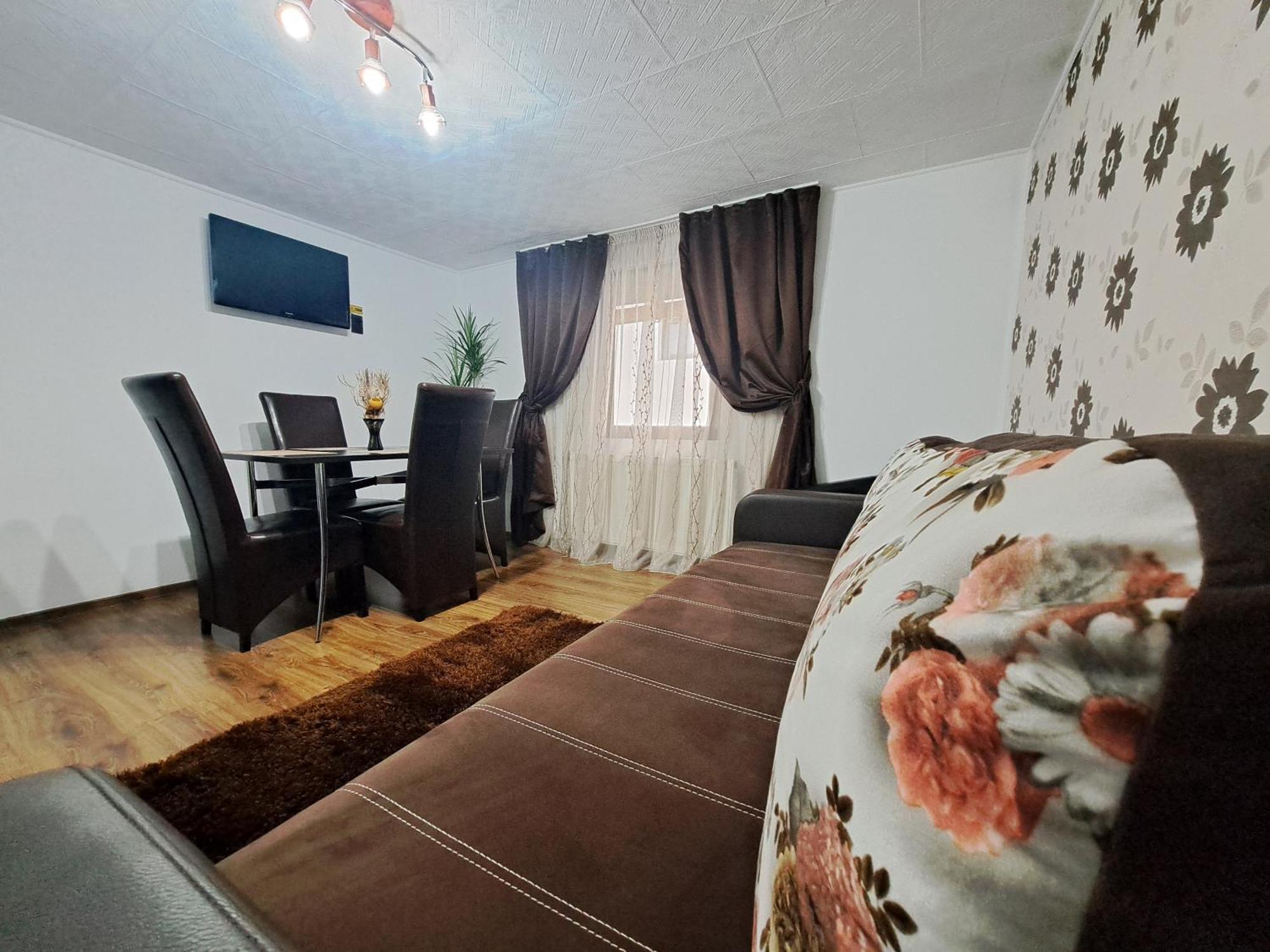 Shelby Accommodation -Adult Only- Sinaia Exteriör bild